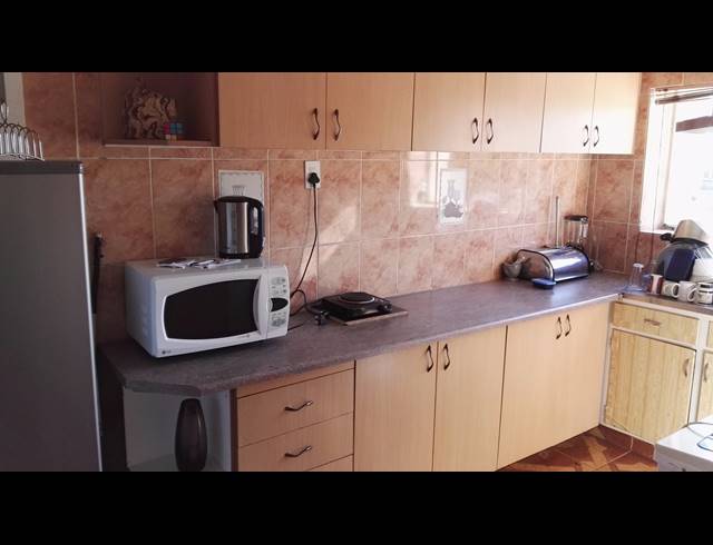 1 BEDROOM APARTMENT TO LET IN PIETERMARITZBURG CENTRAL